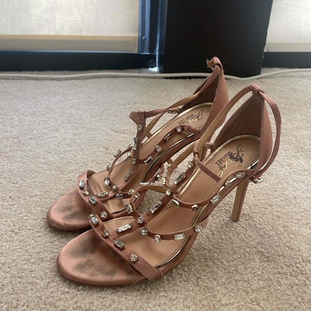 Jewel badgley mischka heels
